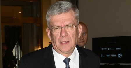 Ale wpadka! Napalony Wikary wkręcił Karczewskiego