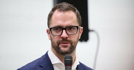 "Mam nowotwór". Poseł poinformował o chorobie