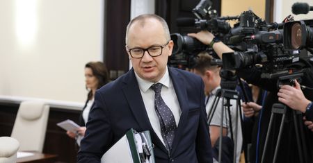 Sprawa Macierewicza. Bodnar wskazuje, kiedy pojawią się zarzuty