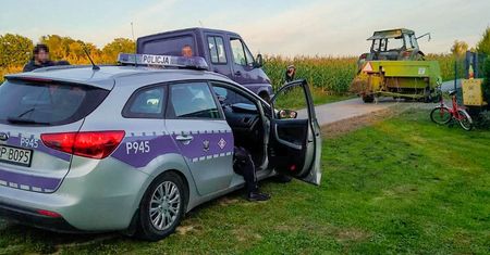 Pijany dziadek szarżował traktorem, na kolanach siedział 3-letni wnuczek
