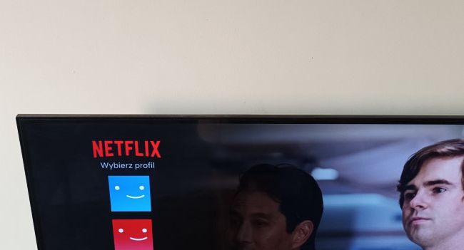 UOKiK analizuje skargi w sprawie walki ze współdzieleniem kont Netfliksa