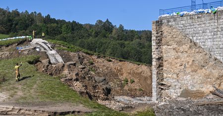 Cztery ofiary, setki milionów strat. Prokuratura jeszcze analizuje, czy wszczynać śledztwo