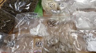 Kędzierzyn-Koźle: 25 i 26-latek zatrzymani z blisko 10 kilogramami narkotyków. Obaj są dobrze znani policji