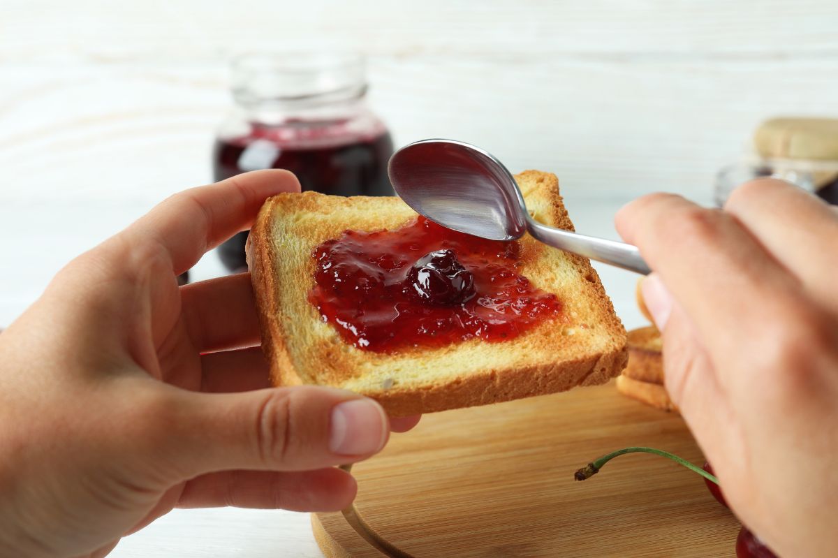 Przez "oszukańcze praktyki" jesz na śniadanie podróbki. Szykują się zmiany