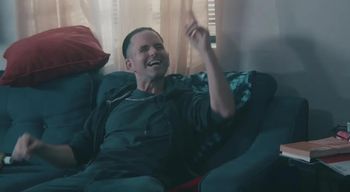 Aktor usłyszał 15 zarzutów. Śledczy twierdzą, że zwabiał nastolatki na castingi