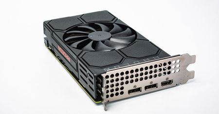 Radeon RX 5500 przetestowany - szykuje się hit, ale...
