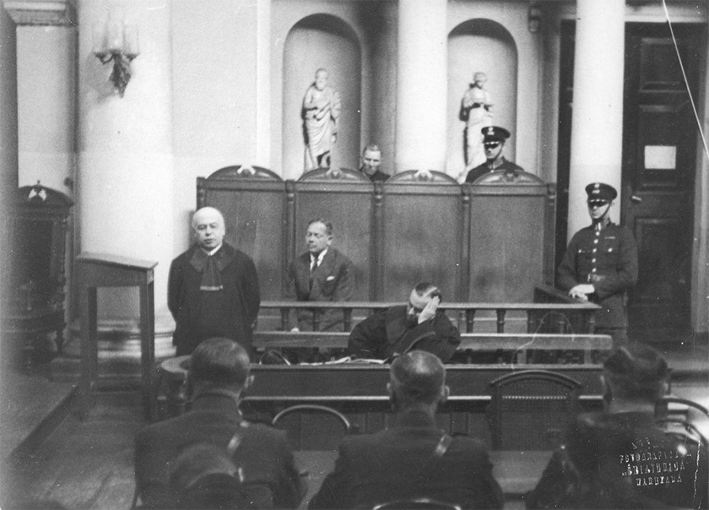 Polski sąd wysłał Żyda za kraty, bo ośmielił się skrytykować Adolfa Hitlera. To się naprawdę zdarzyło