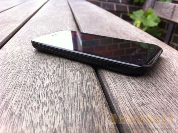 Słoneczny Optimus Sol opala się na wideo 2