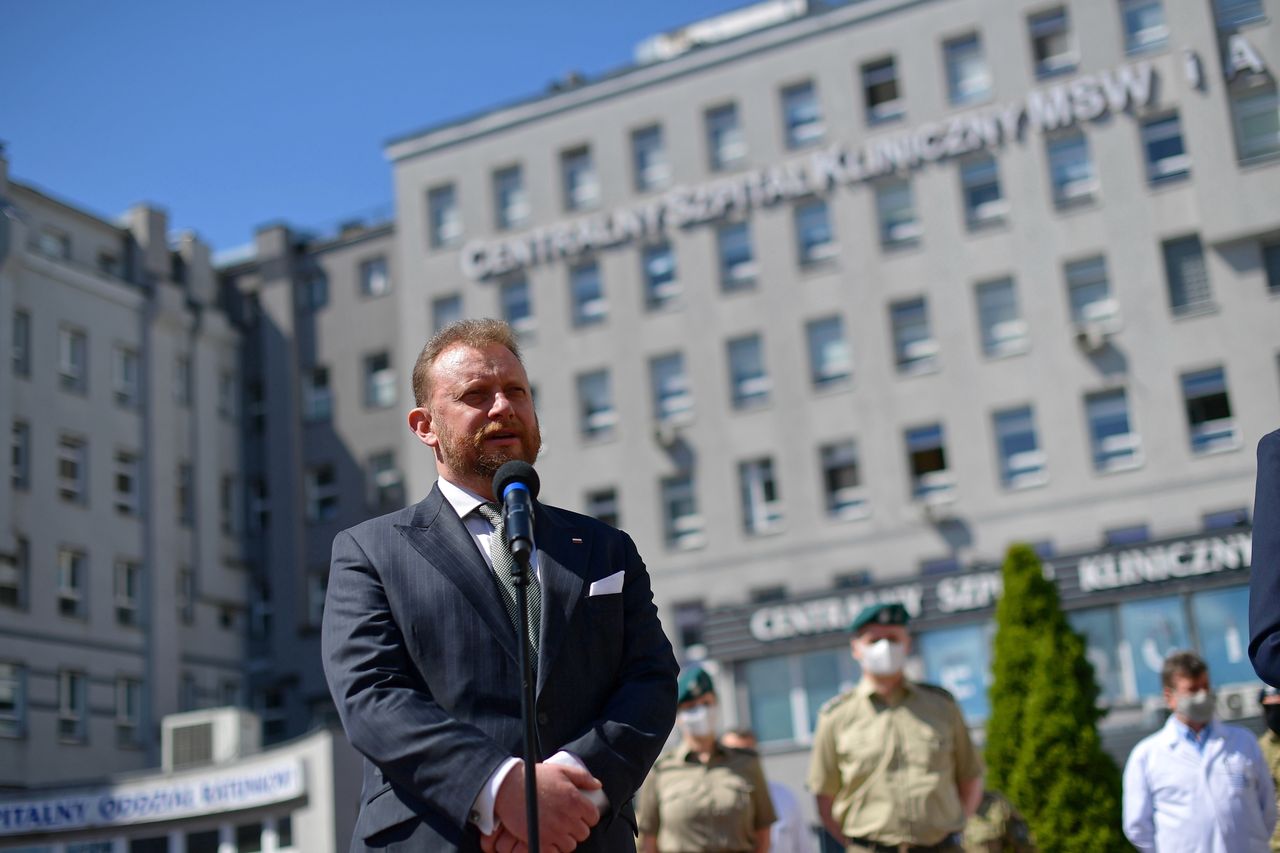 Łukasz Szumowski zapewnia, że nie doszło do naruszeń ws. spółki jego brata i dotacji z NCBiR