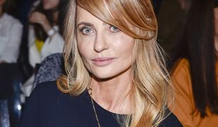 Aneta Kręglicka pozuje w białym bikini. Czas się dla niej zatrzymał