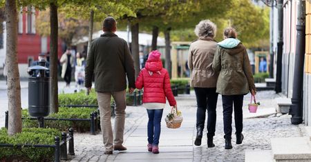 Czy w Wielką Sobotę można zrobić zakupy? Jakie sklepy będą otwarte?