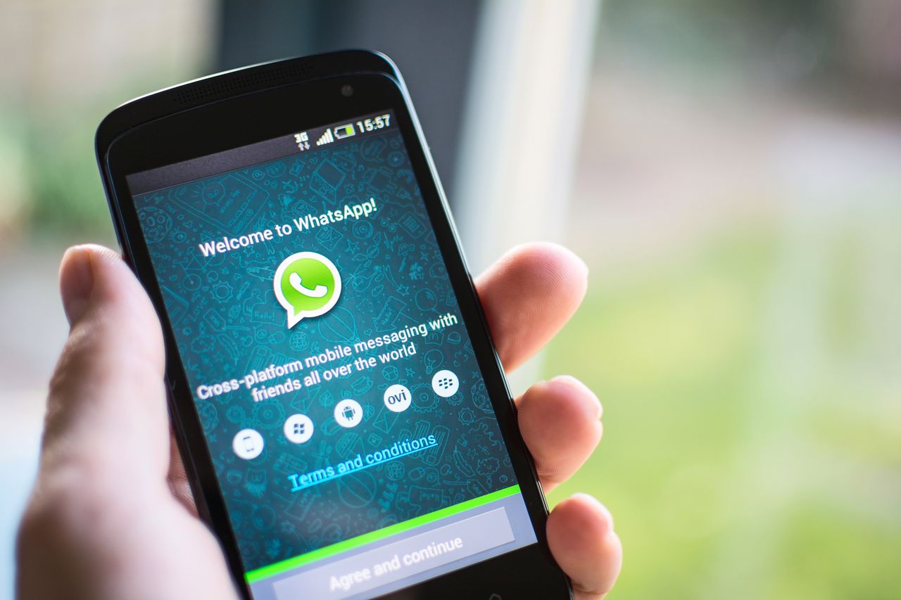 WhatsApp na Androidzie z depositphotos