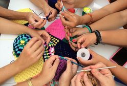 Śląsk. Jest zima, więc musi być zimno. Nie muszą, ale chcą pomóc