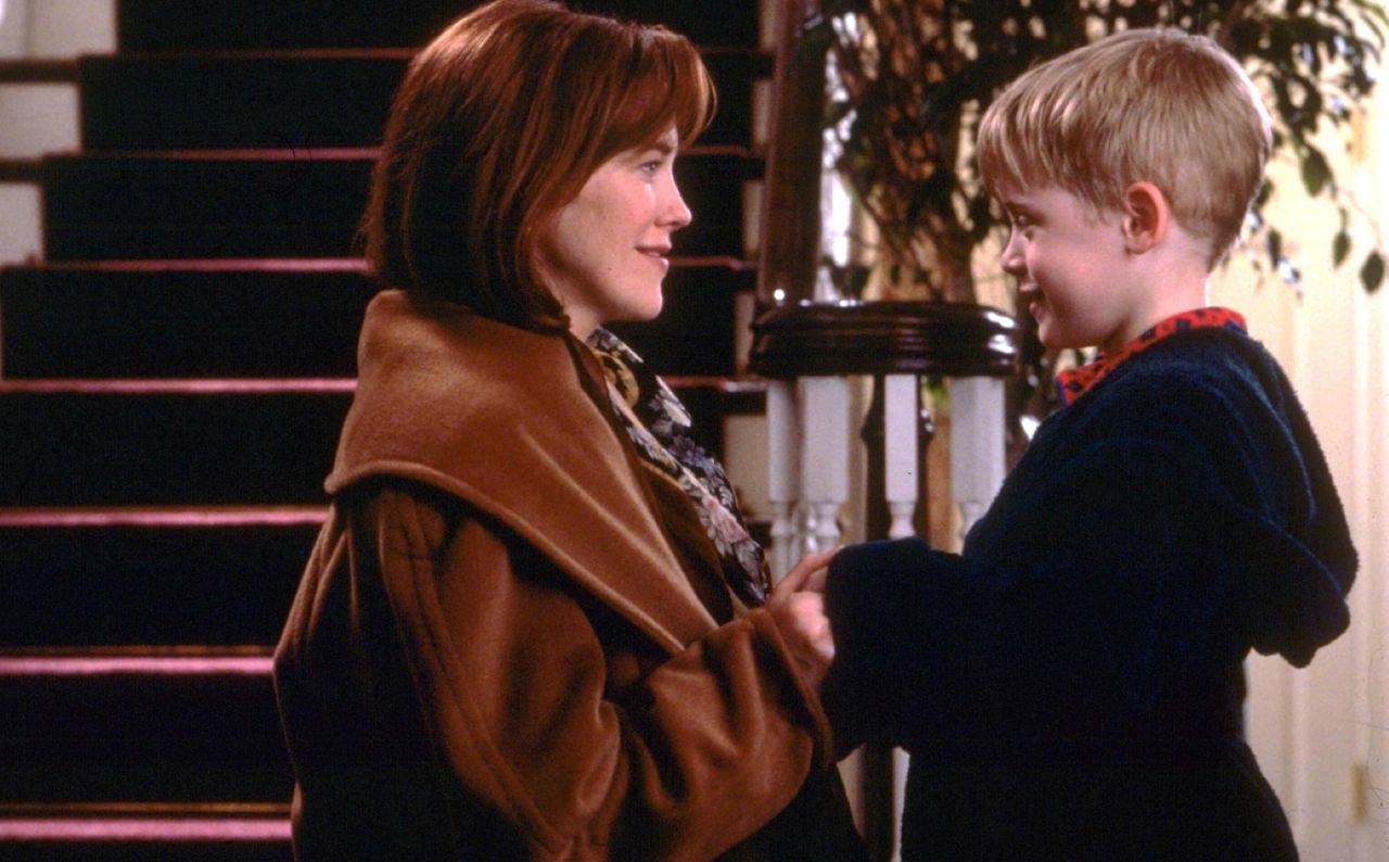 Catherine O'Hara reflects on "Home Alone". "It hit me hard"