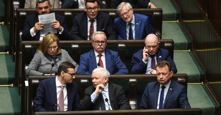 "System zabetonowany". PiS chce powołać radę, która ma decydować o władzach ważnych spółek