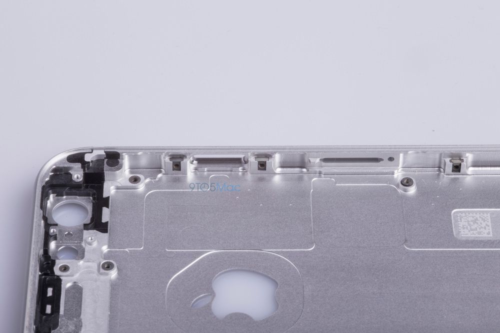iPhone 6s wycieka na pierwszych zdjęciach. A konkretnie jego obudowa 11