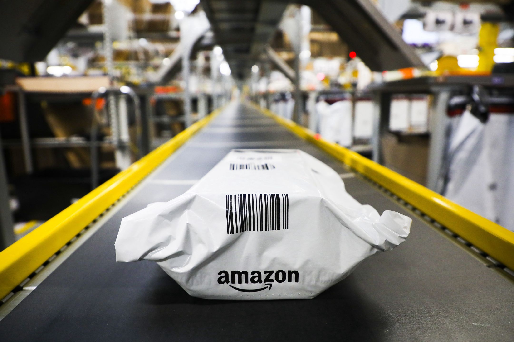 Amazon włącza się do walki ze zmianami klimatycznymi
