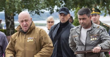 Buldogi walczą wokół Putina. Kadyrow i Prigożyn w akcji