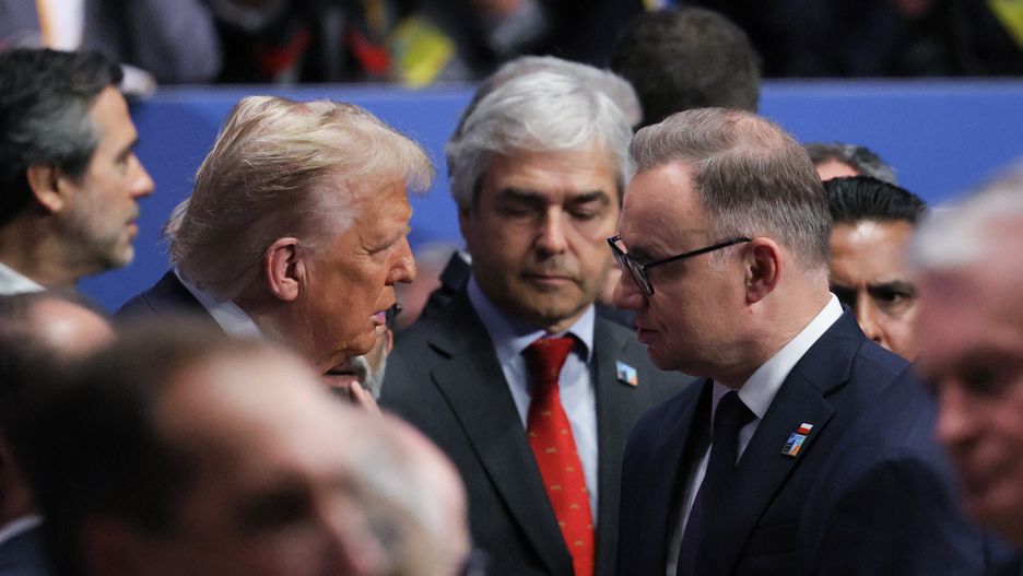 Andrzej Duda, Donald Trump
Haga, Holandia, 25.06.2025. Prezydent RP Andrzej Duda (C-P) oraz prezydent USA Donald Trump (C-L) podczas szczytu NATO w Hadze, 25 bm. (jm) PAP/Pawe� Supernak
Pawe� Supernak
dyplomacja, Kr�lestwo Niederland�w, Niderlandy, politycy, spotkanie, szczyt NATO, w hadze, wizyta