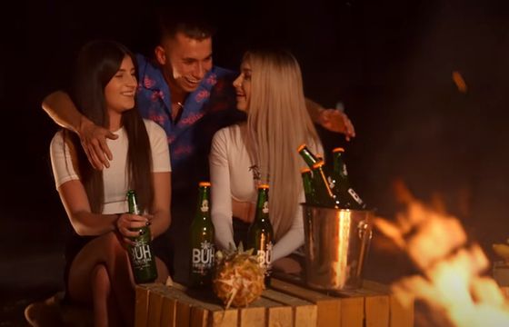 Reklama piwa Buh w klipie Ekipy, producent odcina się od projektu. Google sprawdzi, czy teledysk narusza standardy reklamowe