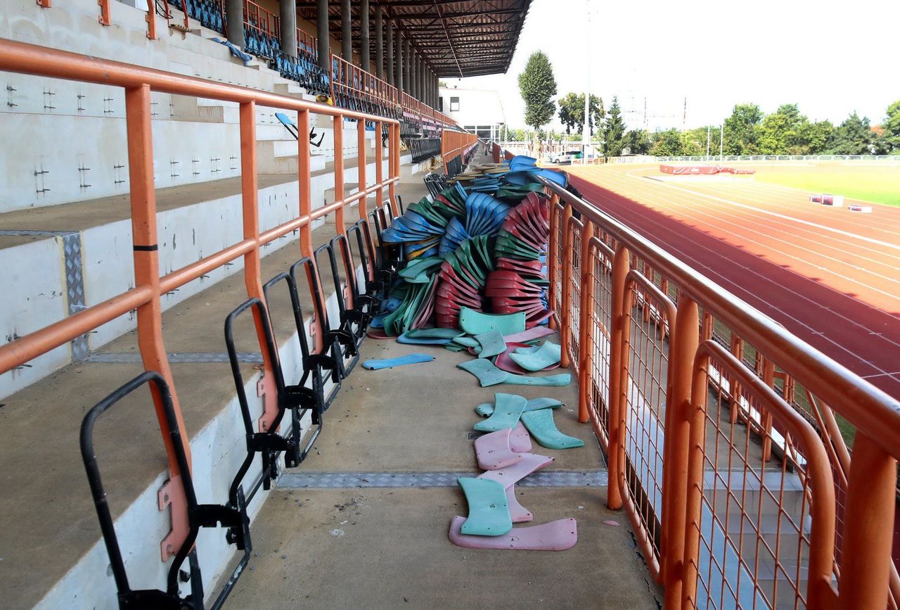 Szczecin: Stadion Wiesława Maniaka będzie miał nowe krzesełka. Ruszyły prace