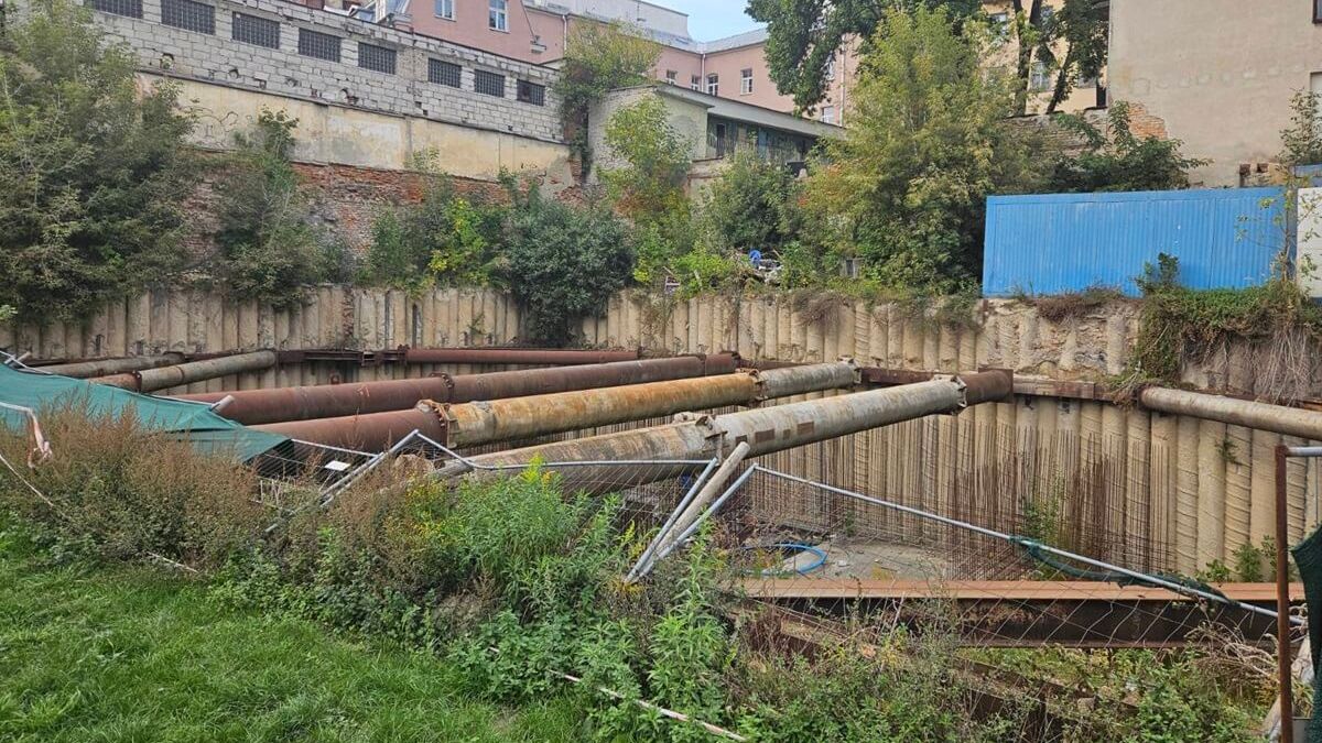 Rozpoczęta budowa apartamentowca przy ul. Żmigród