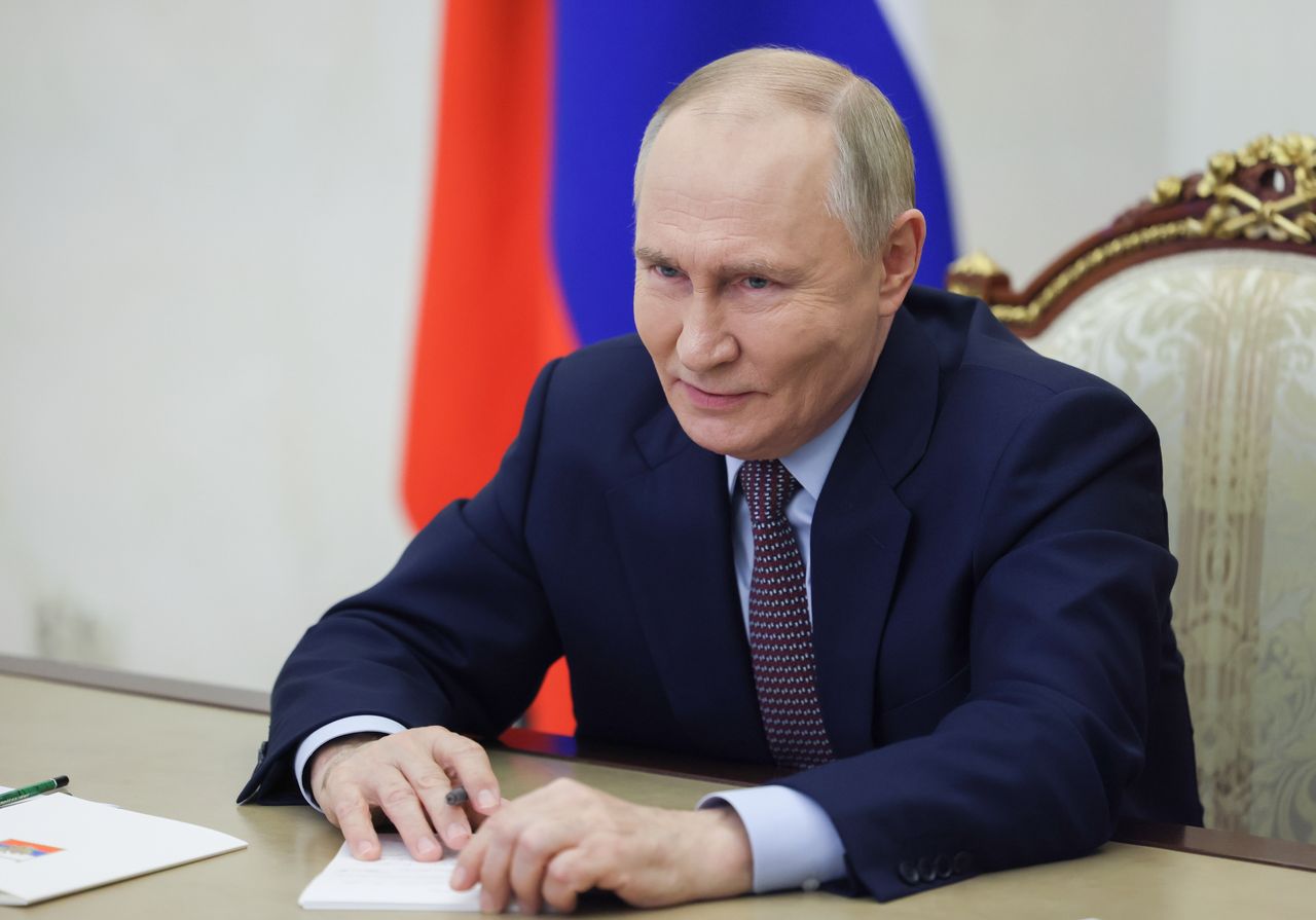 Sanctions forced Vladimir Putin to make barter agreements