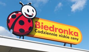Nie tylko paczki. Biedronka dorzuciła coś jeszcze pracownikom