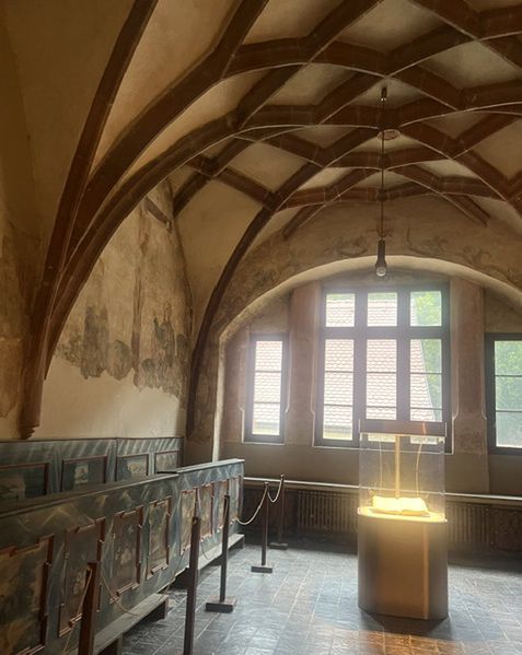 Klasztorne korytarze