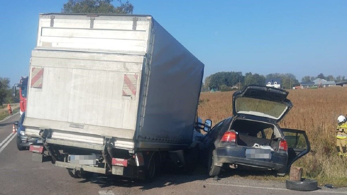 Zderzenie IVECO z Golferm