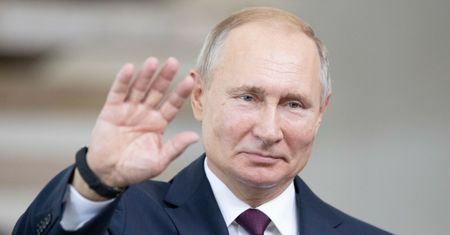 Johnson: Putin przekroczył czerwoną linię, trzeba odciąć go od rezerw złota