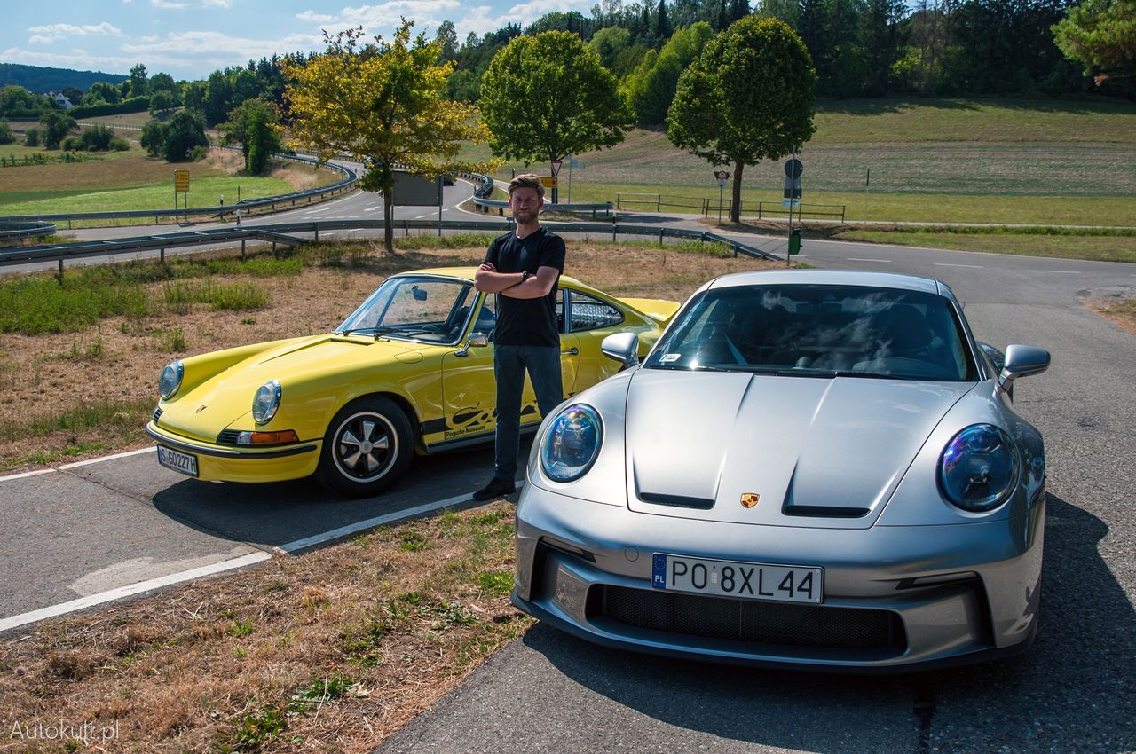 Porsche 911 GT3 Touring vs Porsche 911 Carrera RS 2.7