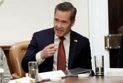 Służbowa korespondencja na Gmailu. Kolejna wpadka doradcy Trumpa