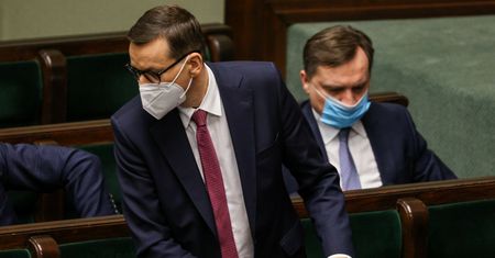 Premie w rządzie się skończyły. Ziobro zarabia więcej niż premier