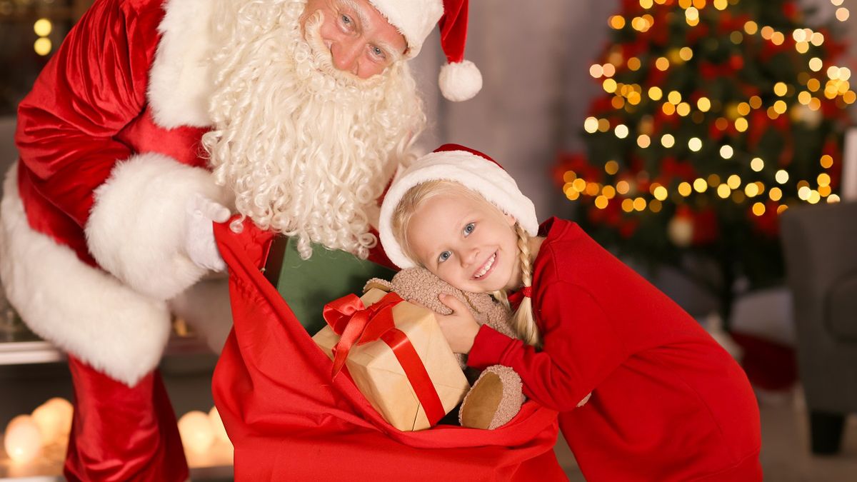 Mikołaj może zarobić dziennie nawet kilka tysięcy złotych.