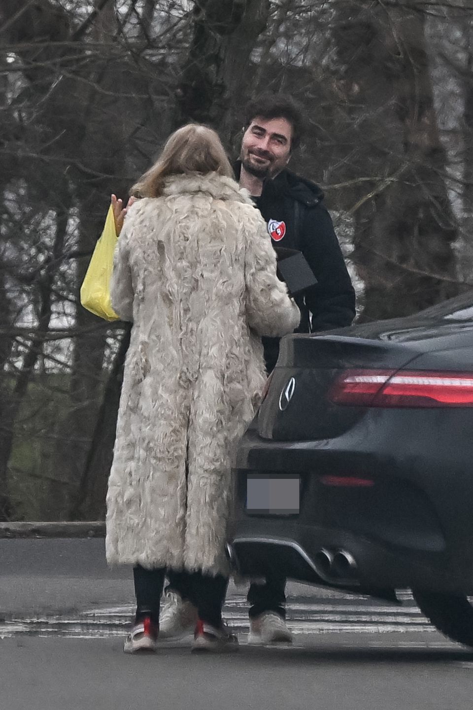 Naturalna Grażyna Szapołowska maszeruje na trening do "TzG"