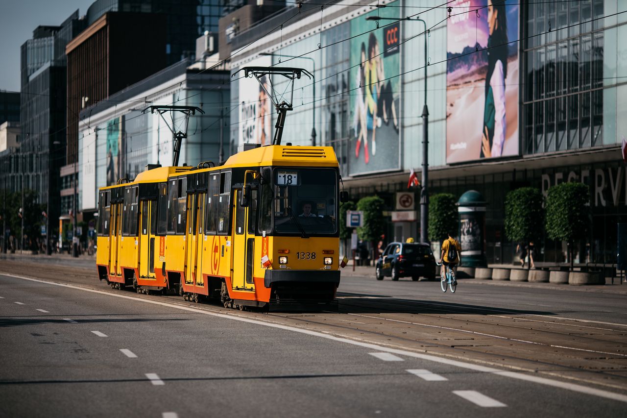 Utrudnienia dla kierowców. Torowisko na Marszałkowskiej w remoncie