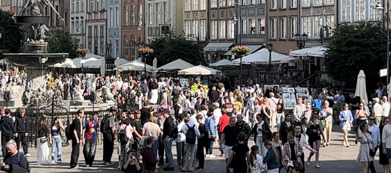 Polskie miasto pęka w szwach. Gigantyczne tłumy na ulicach