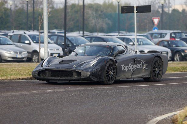 Kolejne zdjęcia szpiegowskie Ferrari F70! [aktualizacja]