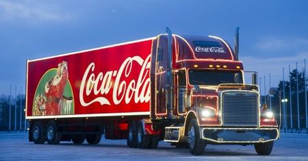Tego nie wiedziałeś o świątecznych ciężarówkach Coca-Coli