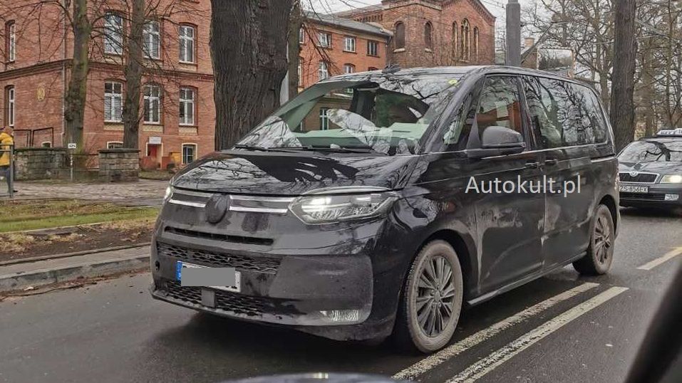 Mimo kamuflażu widać, że to zupełnie nowa konstrukcja.