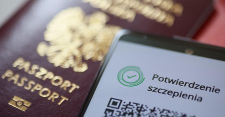 Polak wyproszony z restauracji. Zaszczepił się trzema dawkami