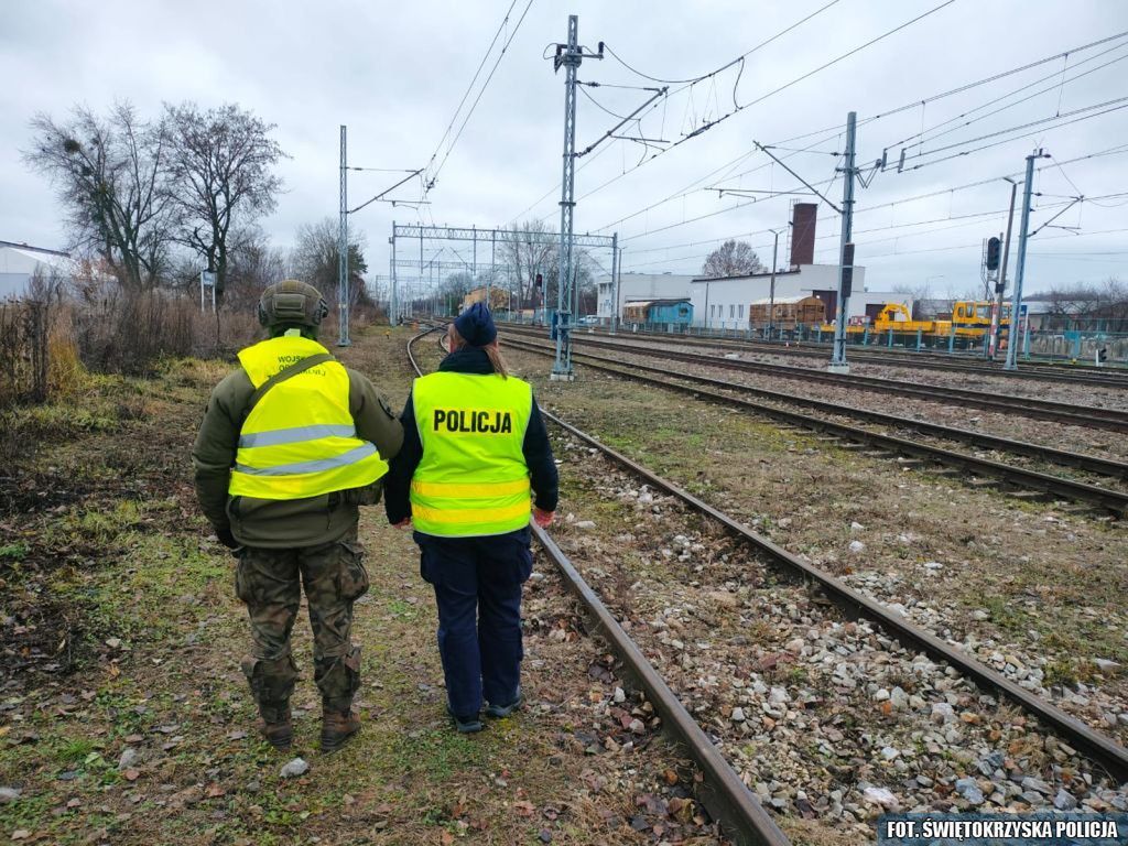 "TOR" - ostrowieccy policjanci dbają o bezpieczeństwo infrastruktury kolejowej