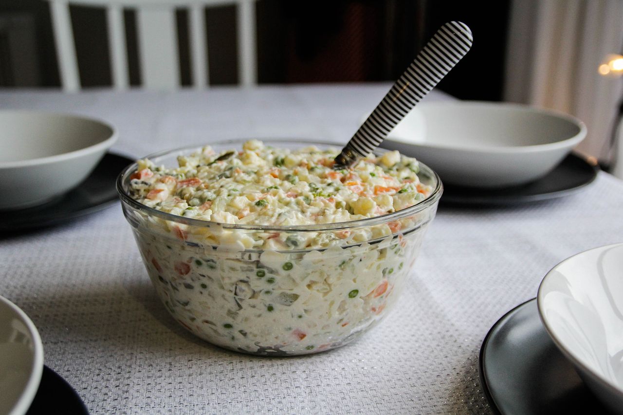 Jak długo można przechowywać sałatkę jarzynową? O tym musisz pamiętać