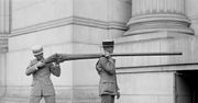 Punt gun: zakazana broń. Monstrualna strzelba dla olbrzyma