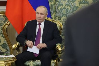 Ból głowy Władimira Putina. Wydobycie ropy spada. Rosną upusty