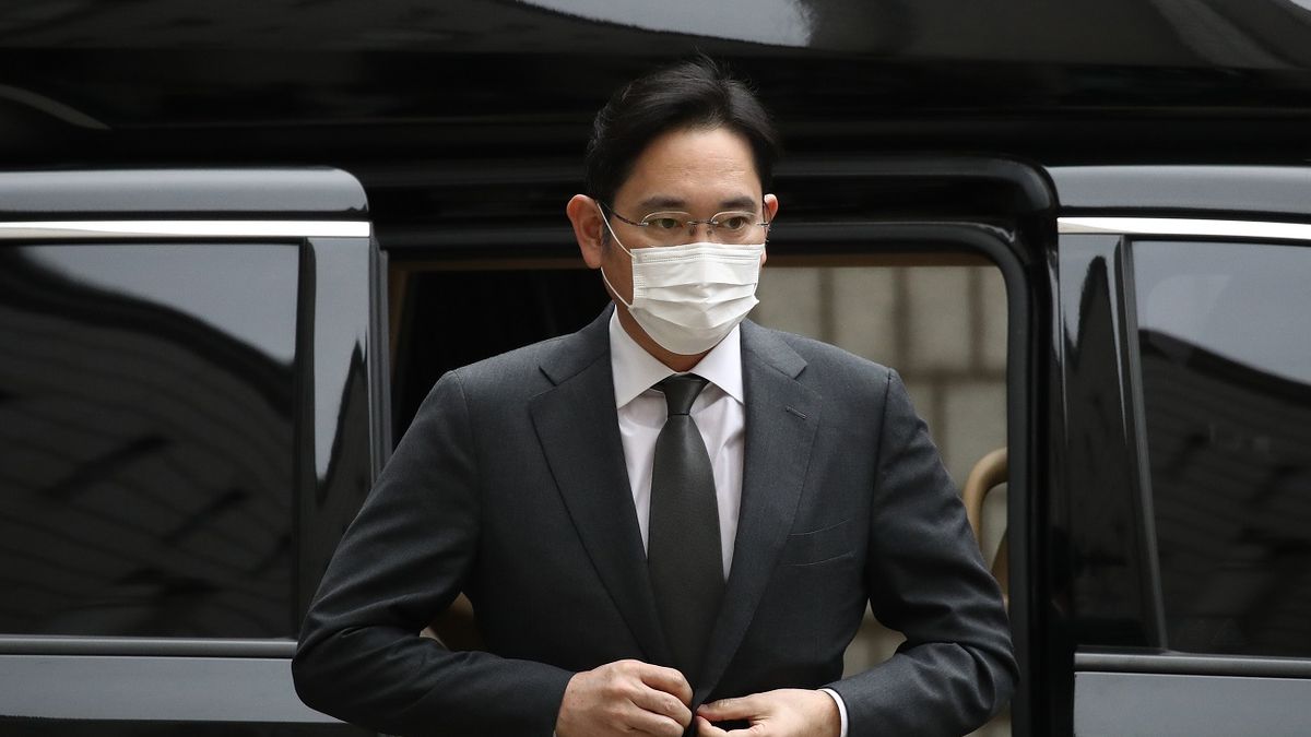 Wiceprezes Samsunga wraca do więzienia (fot. Getty Images)