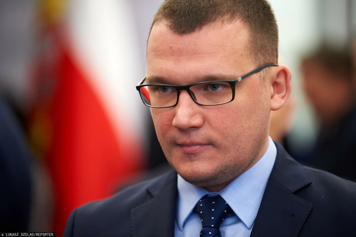 Zamieszki w USA. Paweł Szefernaker przypomniał sytuację z pasztetem jedzonym przez członków opozycji w wigilię w Sejmie w 2016 r.