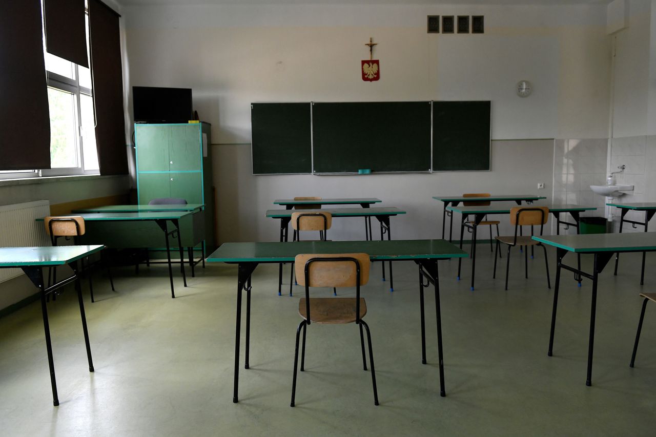 230 przedszkolaków i uczniów na kwarantannie. Niezaszczepiony personel