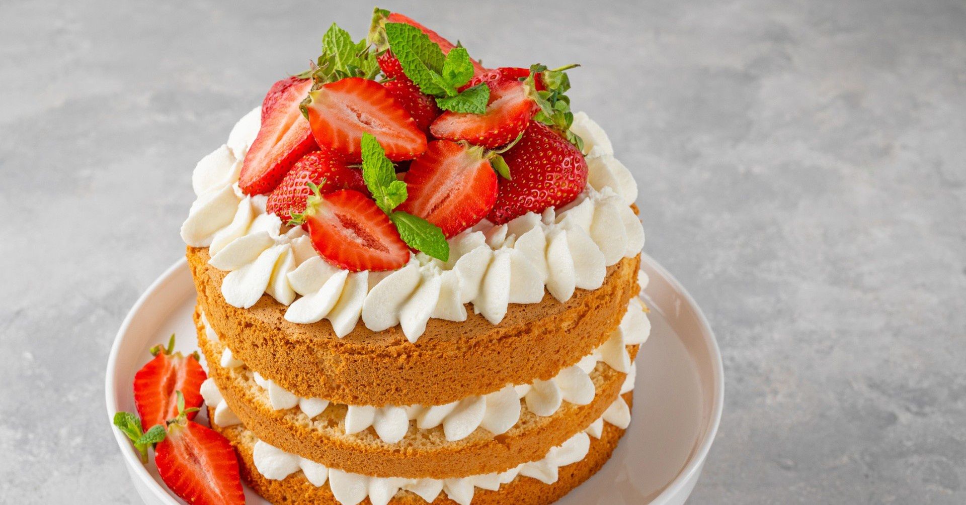 Tort truskawkowy z mascarpone